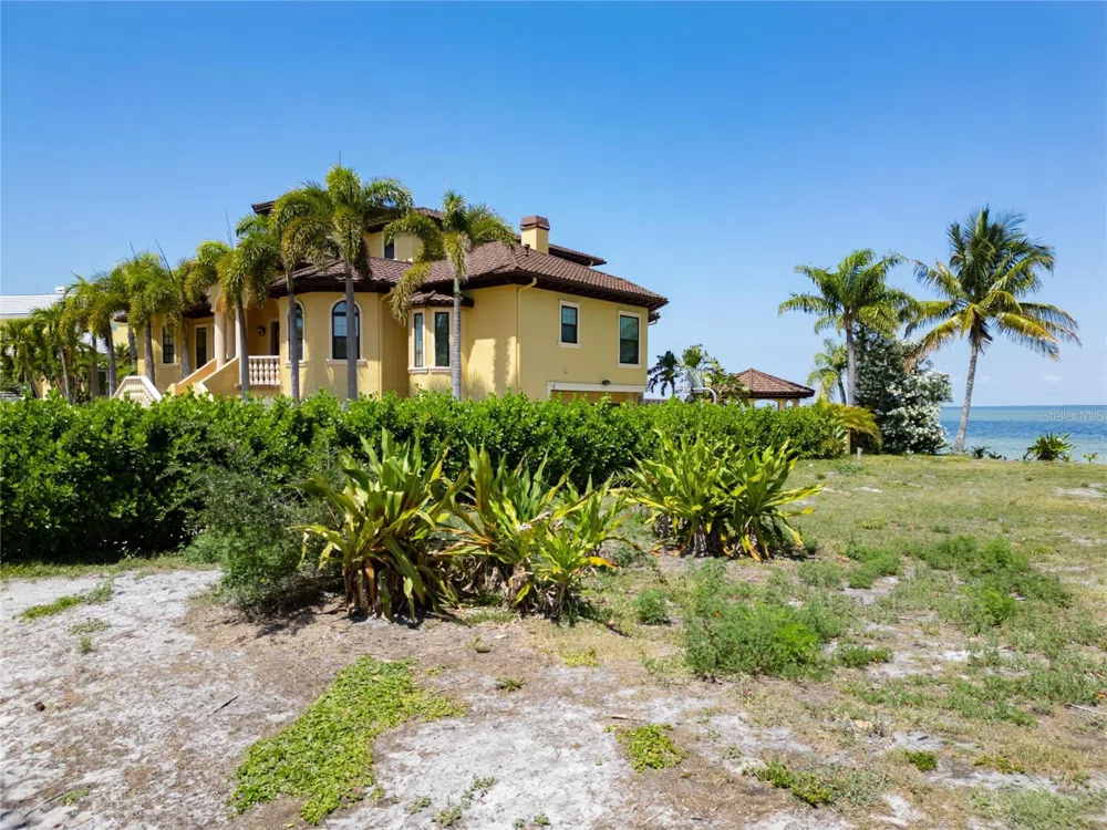 1013 SYMPHONY ISLES BOULEVARD Apollo Beach, FL 33572