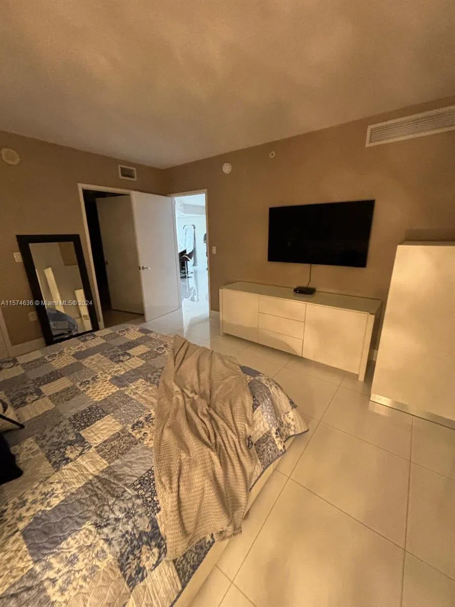 250 Sunny Isles Blvd #3-803 Sunny Isles Beach, FL 33160