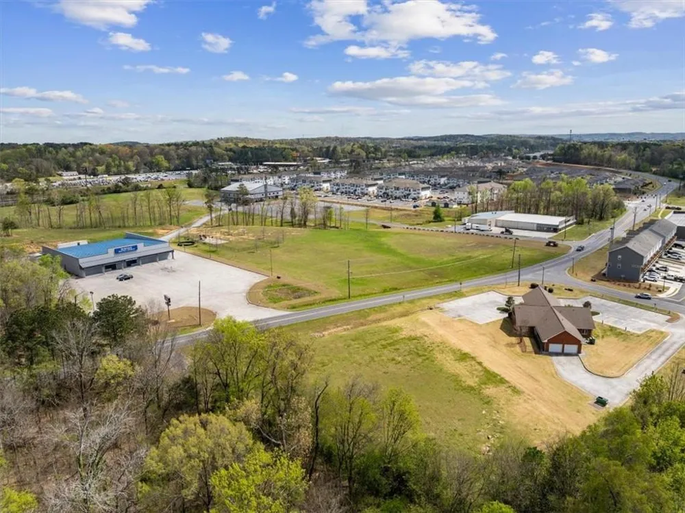 326 Curtis Parkway NE Calhoun, GA 30701
