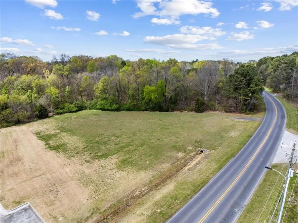 326 Curtis Parkway NE Calhoun, GA 30701