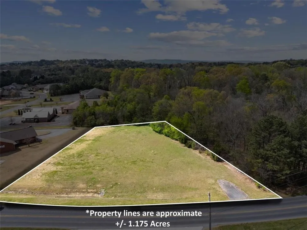 326 Curtis Parkway NE Calhoun, GA 30701