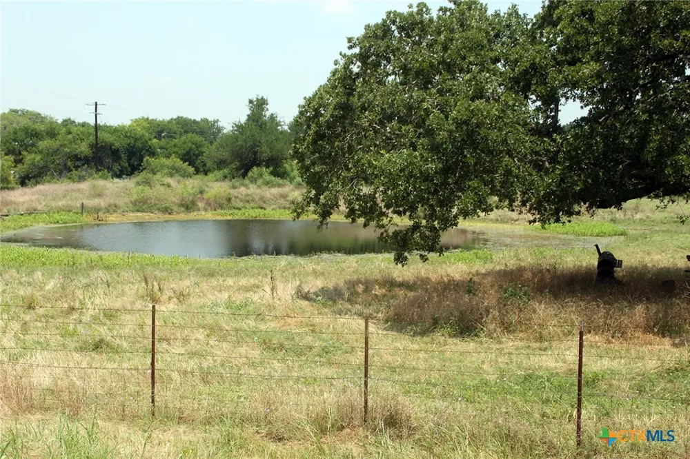108 Sorrel Street Red Rock, TX 78662