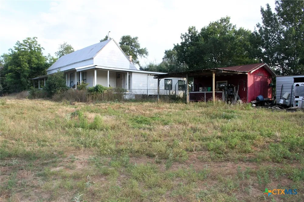 108 Sorrel Street Red Rock, TX 78662