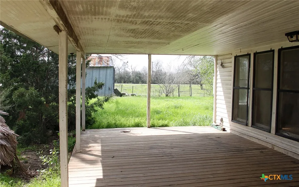 108 Sorrel Street Red Rock, TX 78662