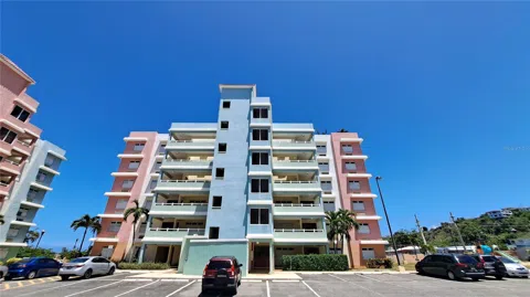 1 ISABELA BEACH COURT #752