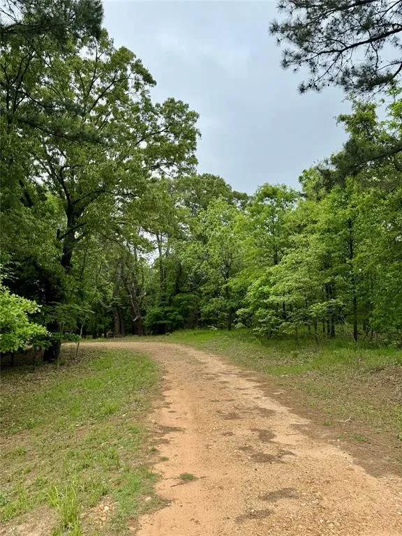 21179 STANDRIDGE E Atoka, OK 72525