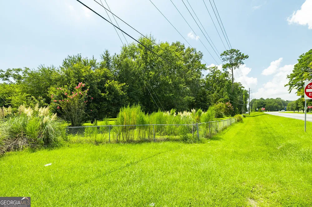 205 S Sheftall ST Pooler, GA 31322