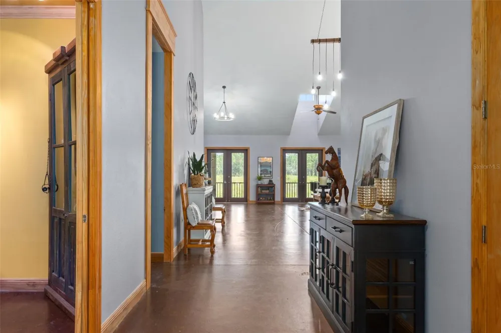 8123 S LECANTO HIGHWAY Lecanto, FL 34461