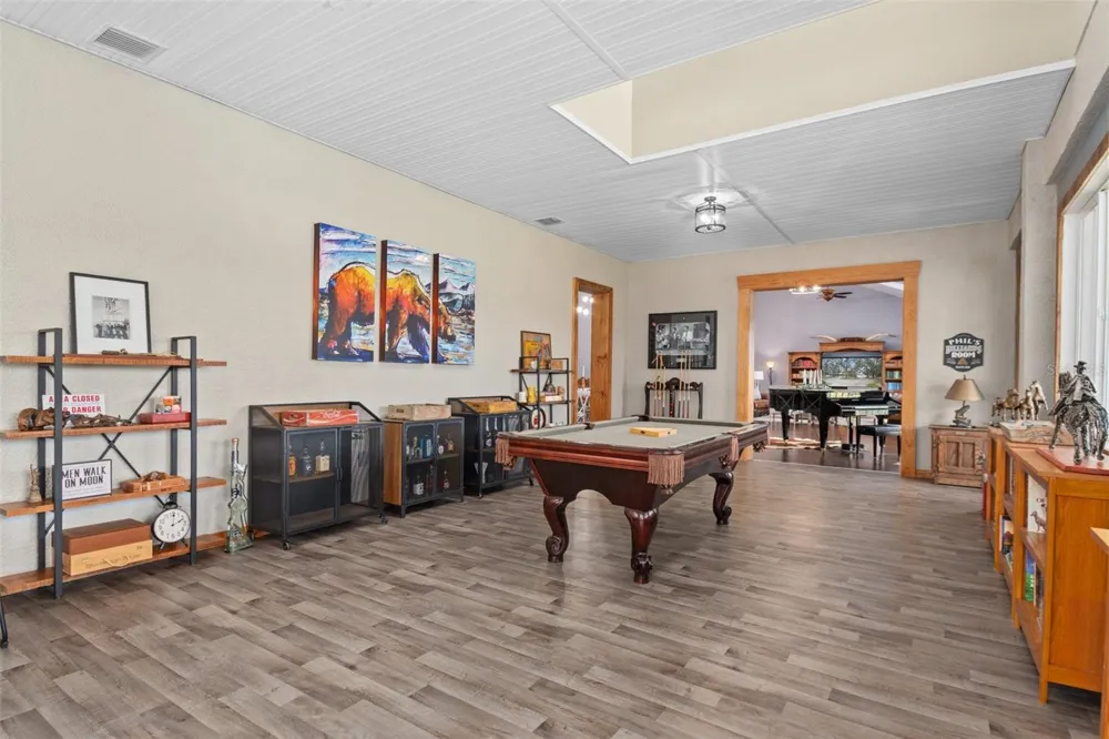 8123 S LECANTO HIGHWAY Lecanto, FL 34461