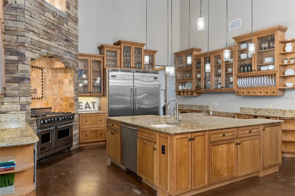 8123 S LECANTO HIGHWAY Lecanto, FL 34461