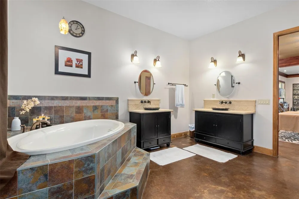 8123 S LECANTO HIGHWAY Lecanto, FL 34461