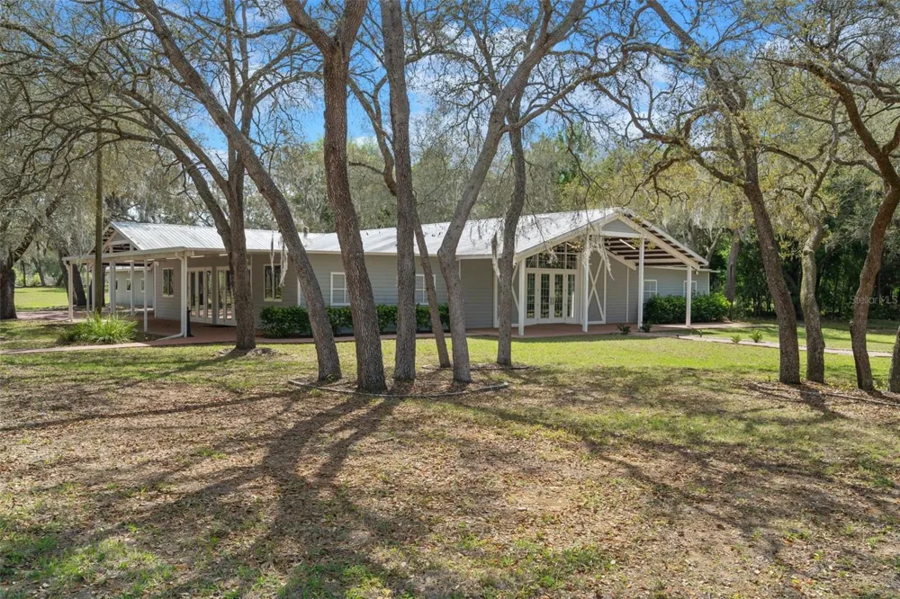 8123 S LECANTO HIGHWAY Lecanto, FL 34461
