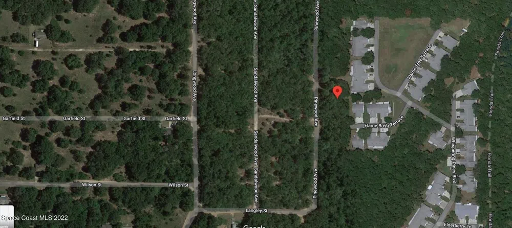 704 Pinewood Avenue Inverness, FL 