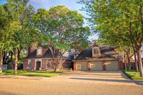 520 Santa Fe Drive