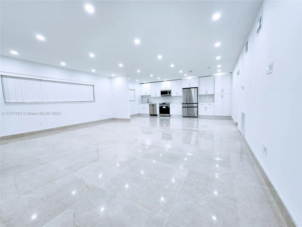 11930 NE 19th Dr #3 North Miami, FL 33181