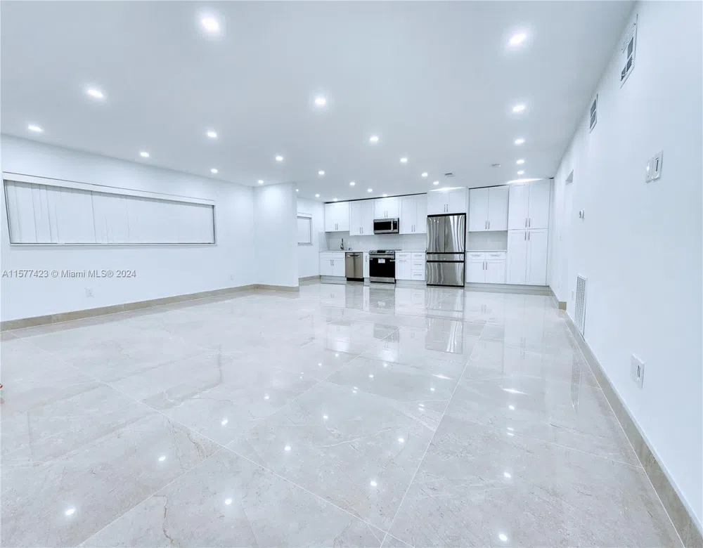 11930 NE 19th Dr #3 North Miami, FL 33181
