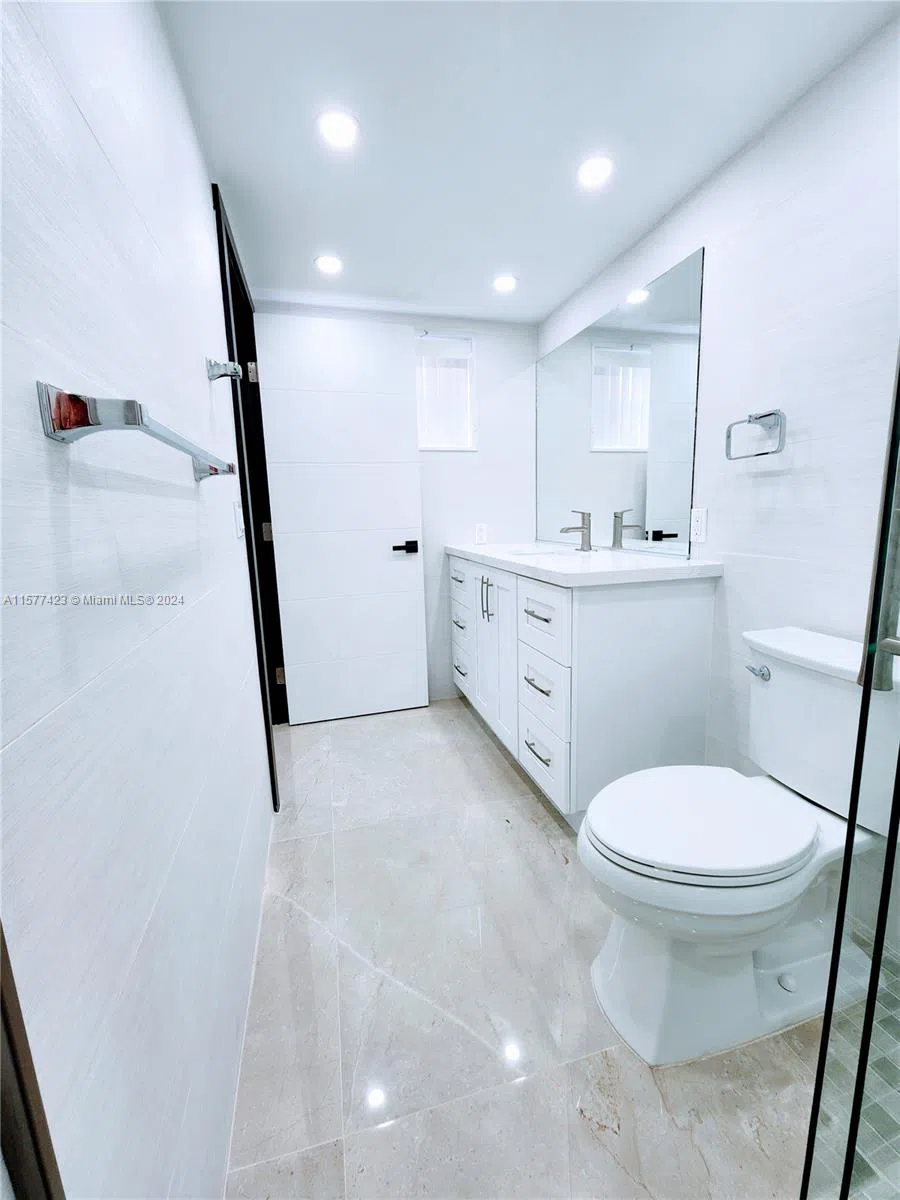 11930 NE 19th Dr #3 North Miami, FL 33181