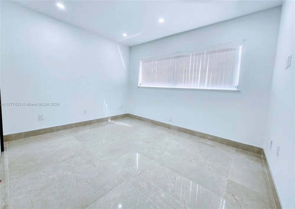 11930 NE 19th Dr #3 North Miami, FL 33181