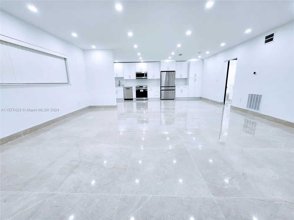 11930 NE 19th Dr #3 North Miami, FL 33181
