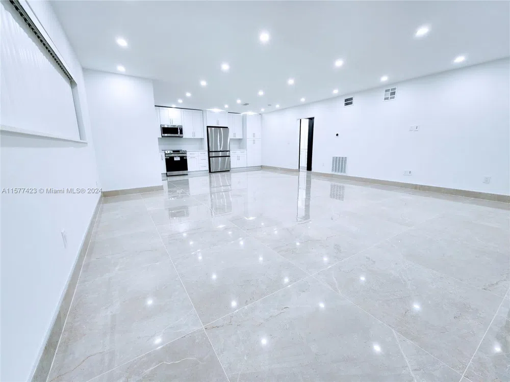 11930 NE 19th Dr #3 North Miami, FL 33181