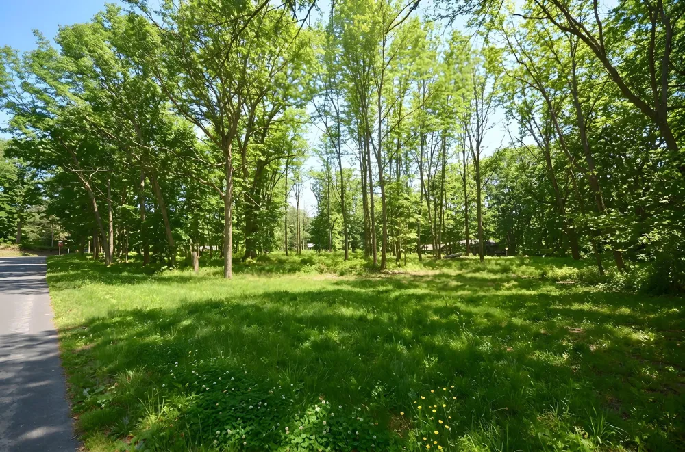 6029 Far Hills Way Kalamazoo, MI 49009