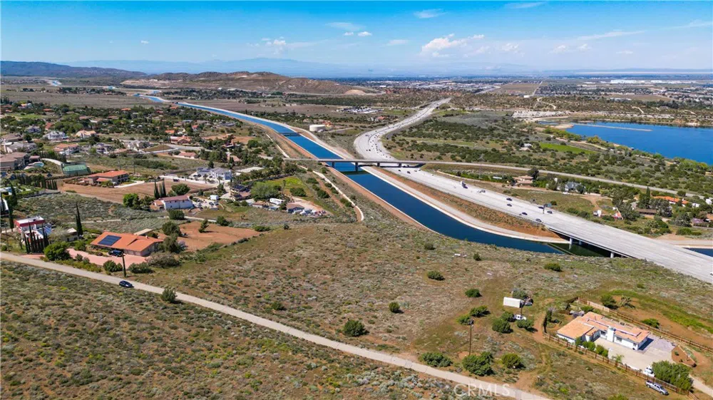 Lakeview Drive Palmdale, CA 93551