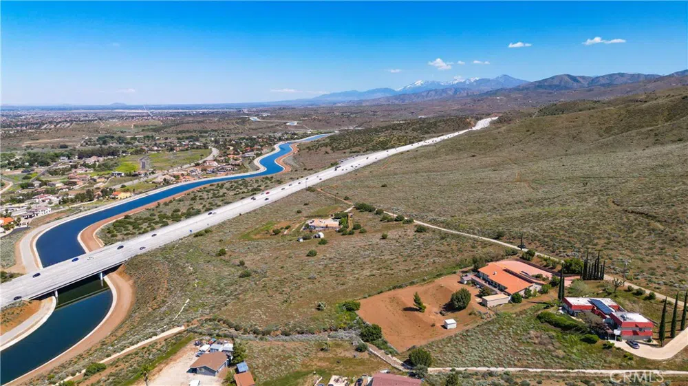 Lakeview Drive Palmdale, CA 93551