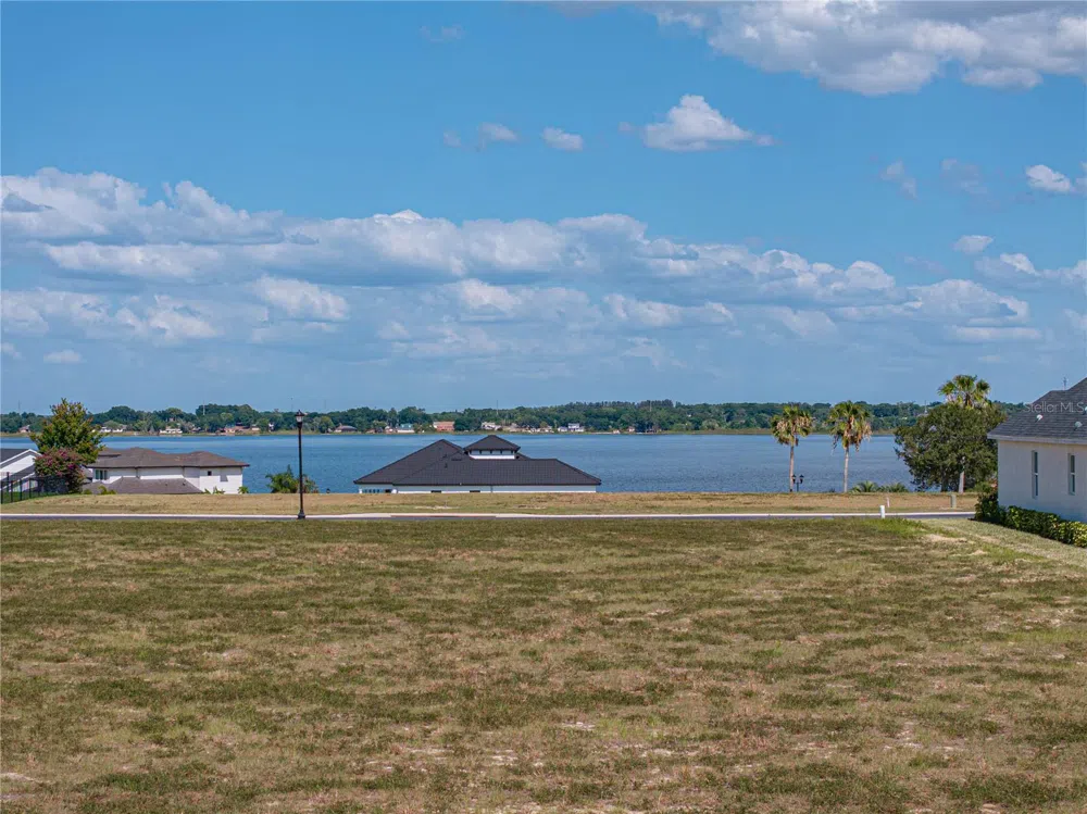 158 BLAZING STAR AVENUE Lake Alfred, FL 33850