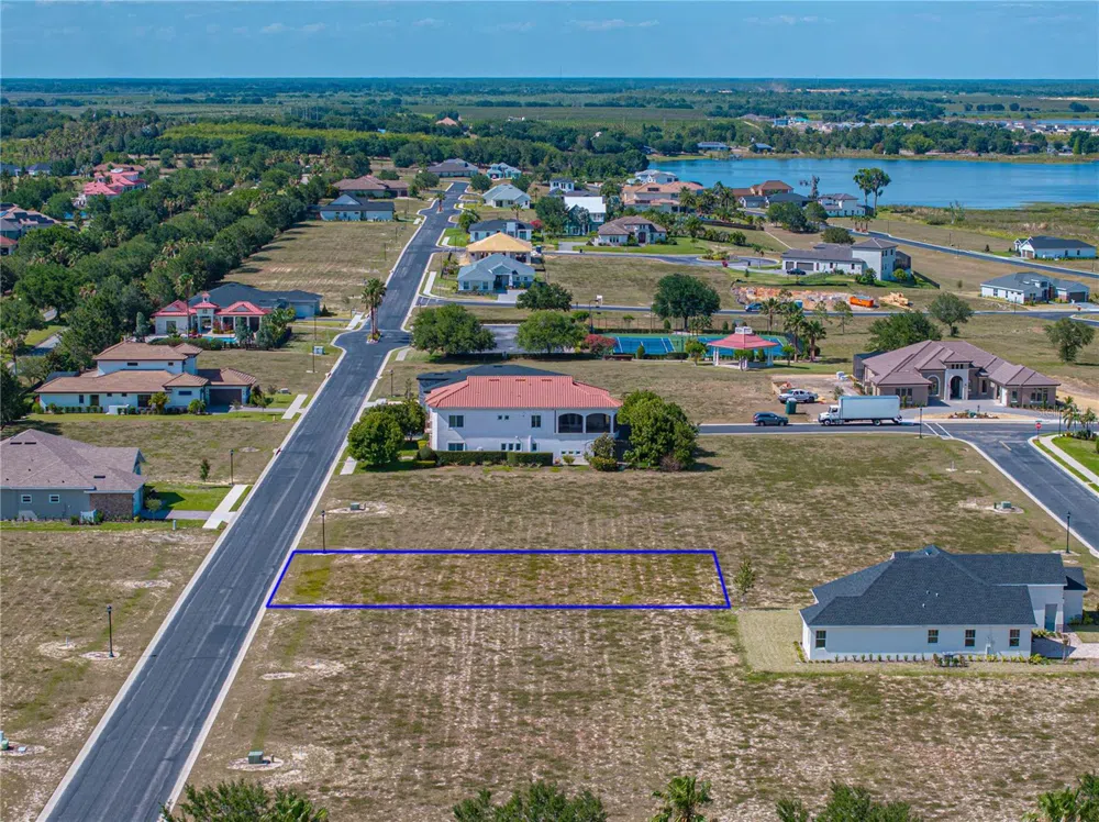 158 BLAZING STAR AVENUE Lake Alfred, FL 33850