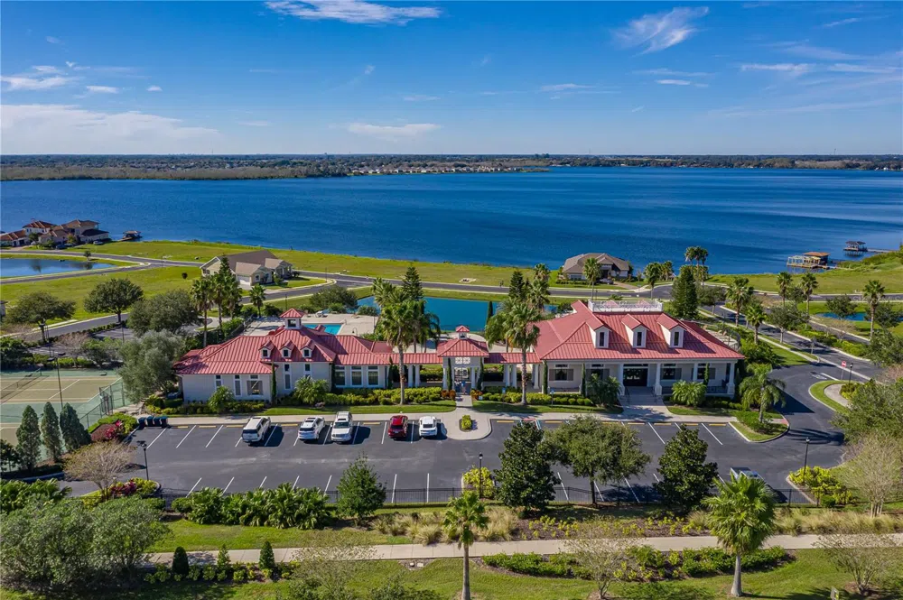 158 BLAZING STAR AVENUE Lake Alfred, FL 33850