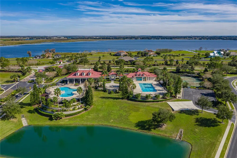 158 BLAZING STAR AVENUE Lake Alfred, FL 33850