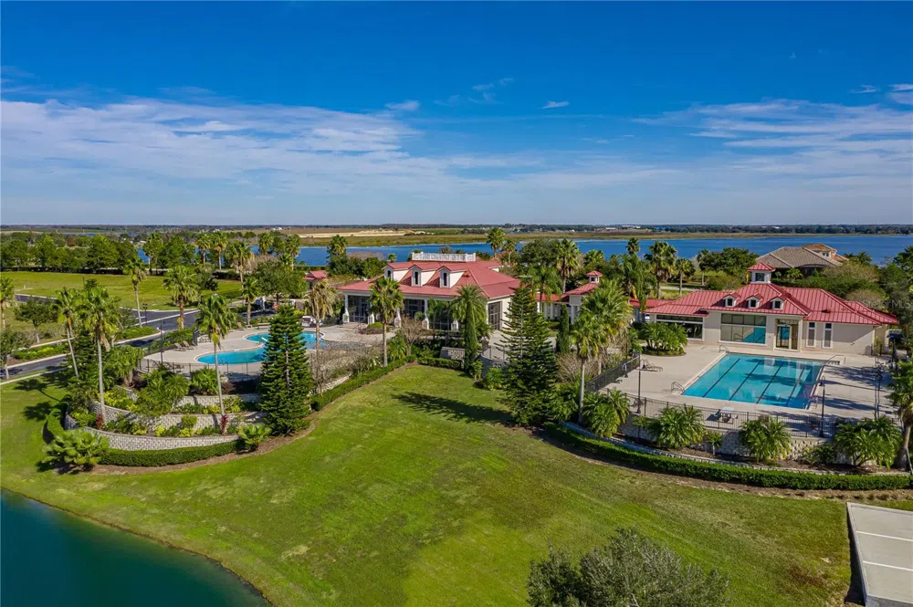 158 BLAZING STAR AVENUE Lake Alfred, FL 33850