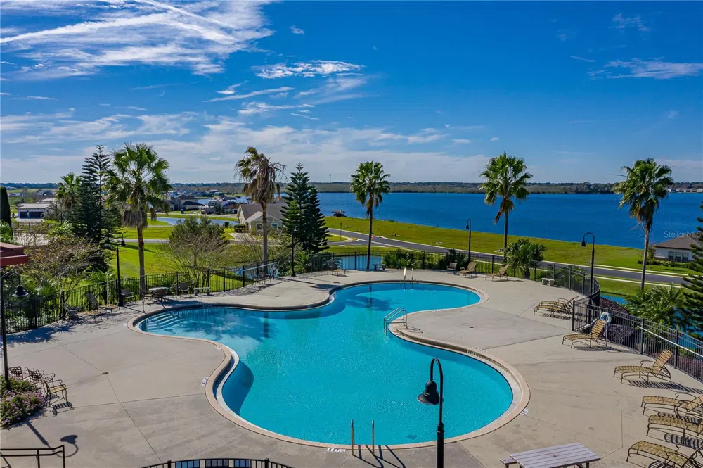 158 BLAZING STAR AVENUE Lake Alfred, FL 33850