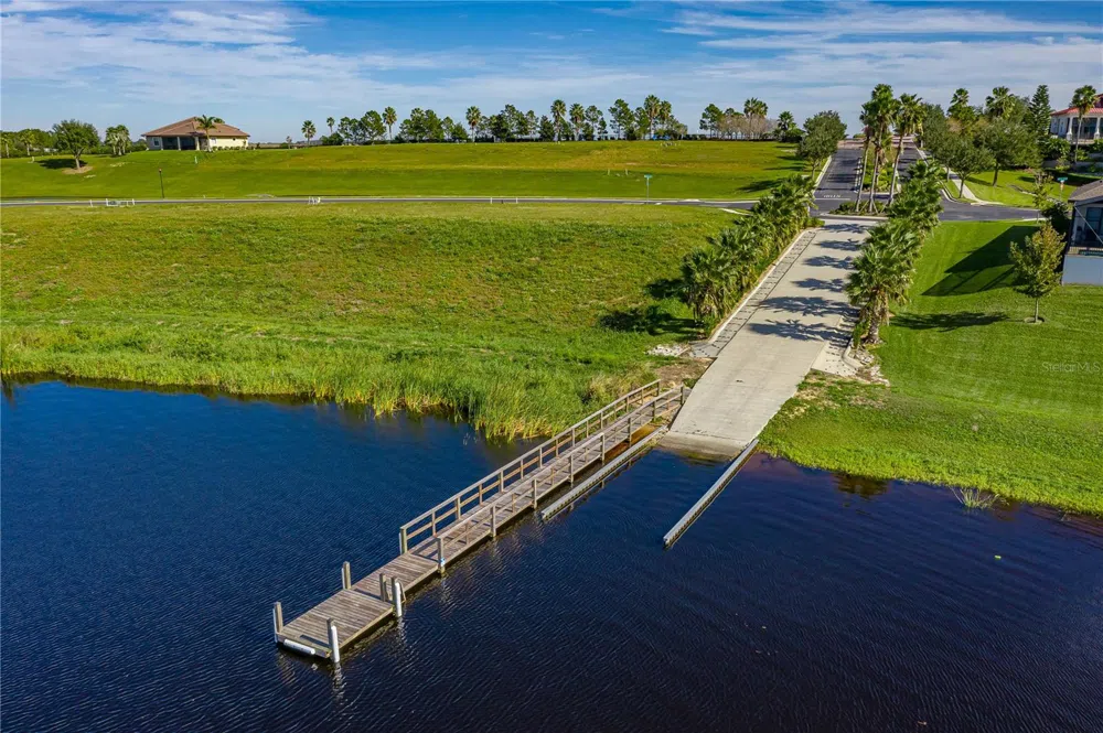 158 BLAZING STAR AVENUE Lake Alfred, FL 33850