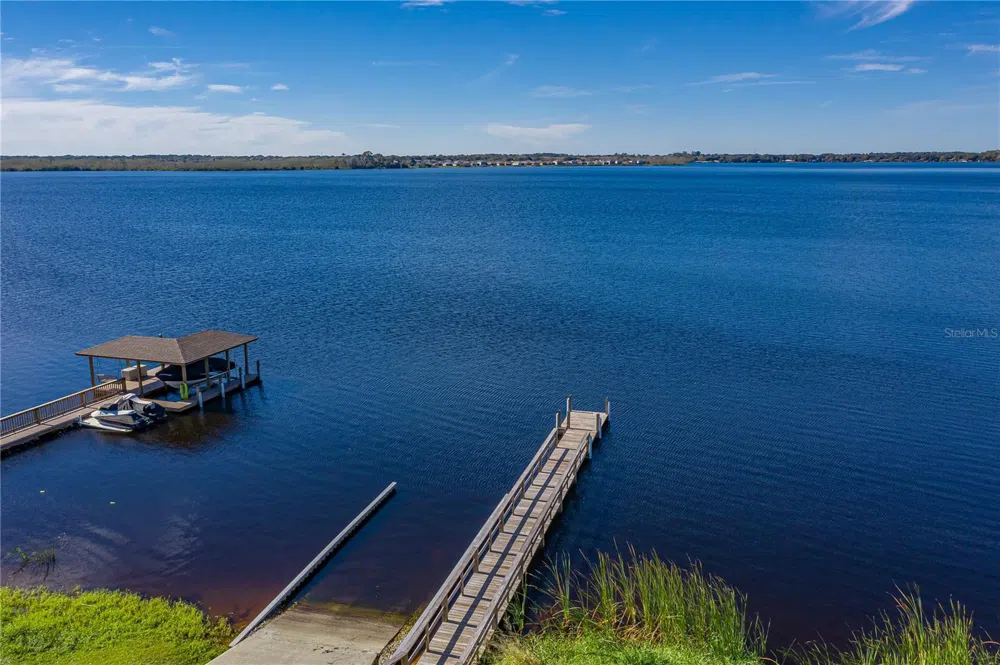 158 BLAZING STAR AVENUE Lake Alfred, FL 33850