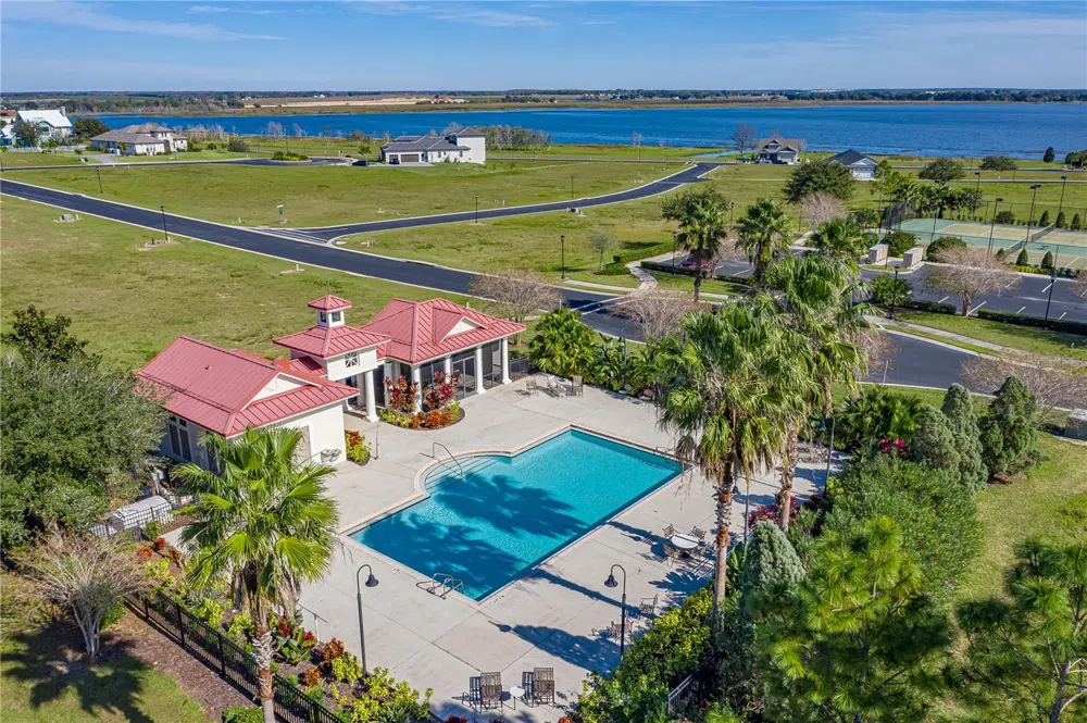 158 BLAZING STAR AVENUE Lake Alfred, FL 33850