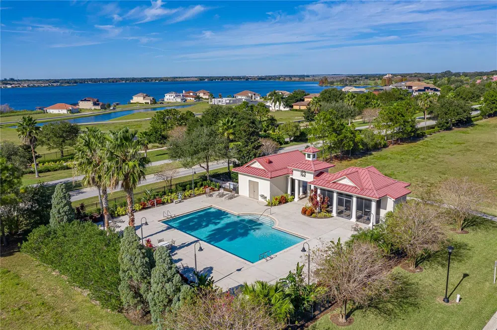 158 BLAZING STAR AVENUE Lake Alfred, FL 33850