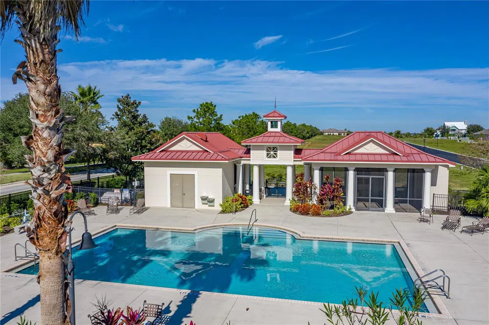 158 BLAZING STAR AVENUE Lake Alfred, FL 33850