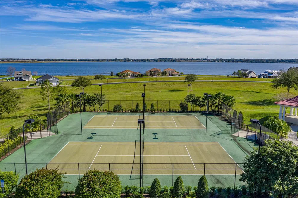 158 BLAZING STAR AVENUE Lake Alfred, FL 33850