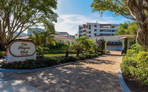 1465 GULF OF MEXICO DRIVE #504