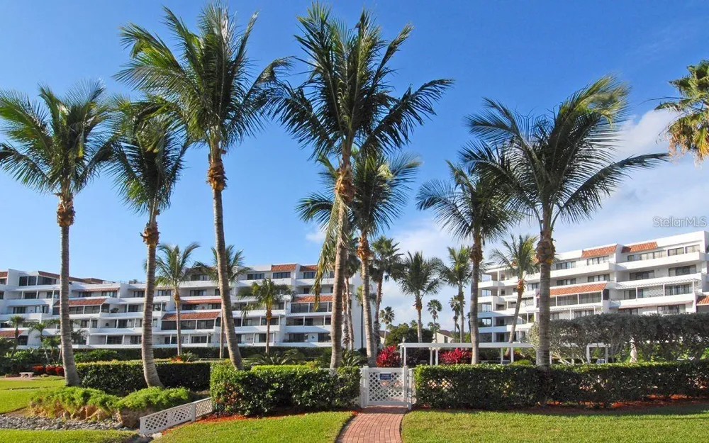 1465 GULF OF MEXICO DRIVE #504 Longboat Key, FL 34228