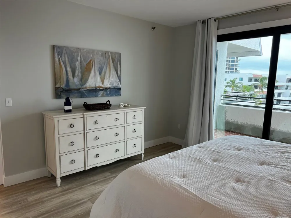 1465 GULF OF MEXICO DRIVE #504 Longboat Key, FL 34228