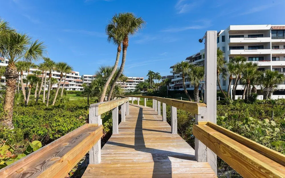 1465 GULF OF MEXICO DRIVE #504 Longboat Key, FL 34228