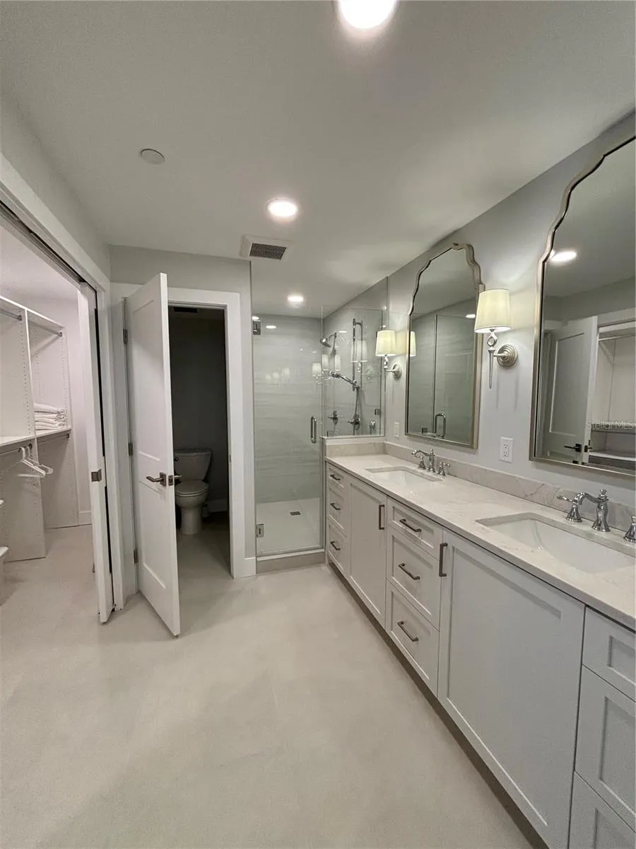 1465 GULF OF MEXICO DRIVE #504 Longboat Key, FL 34228