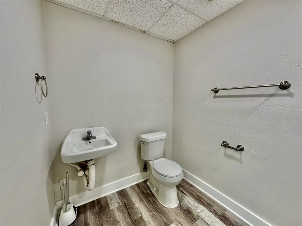 115 E College Street #103 Sherman, TX 75090