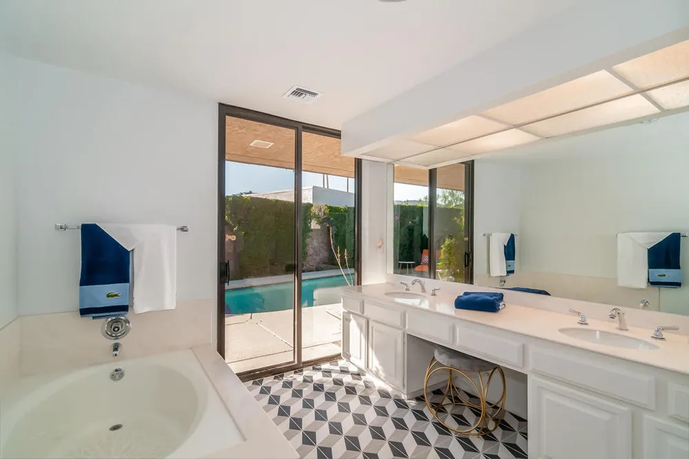 17 Dartmouth Drive Rancho Mirage, CA 92270