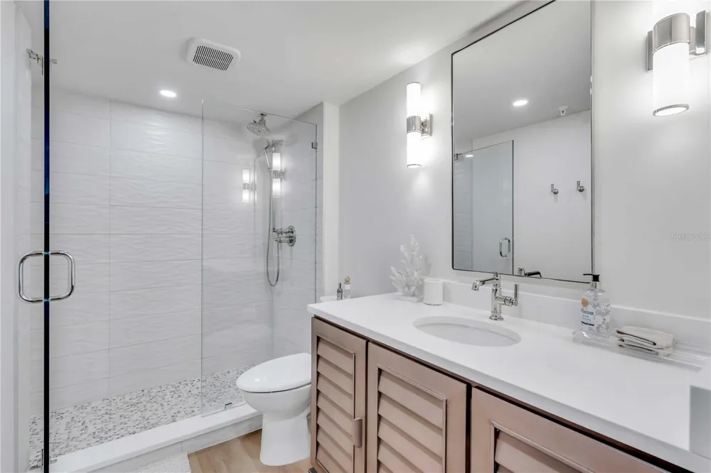 5611 GULF OF MEXICO DRIVE #1 Longboat Key, FL 34228