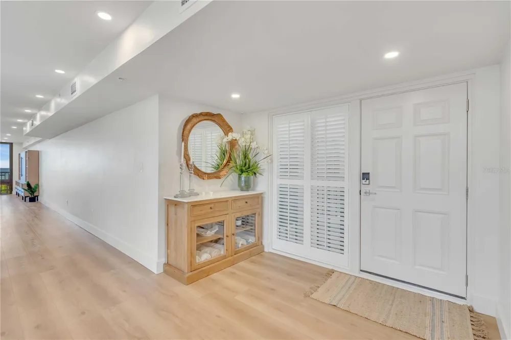 5611 GULF OF MEXICO DRIVE #1 Longboat Key, FL 34228