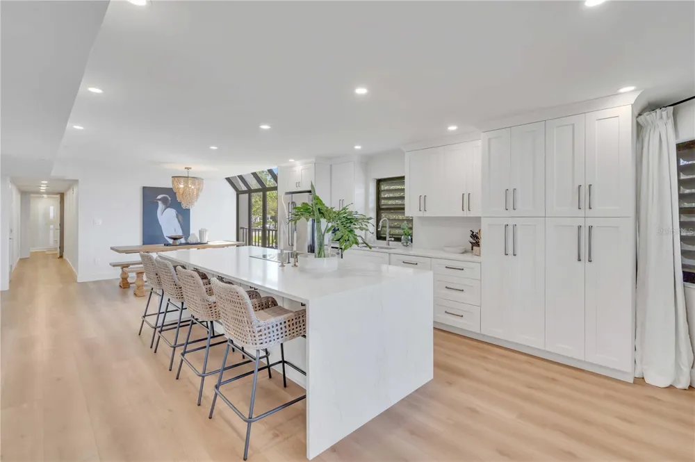 5611 GULF OF MEXICO DRIVE #1 Longboat Key, FL 34228
