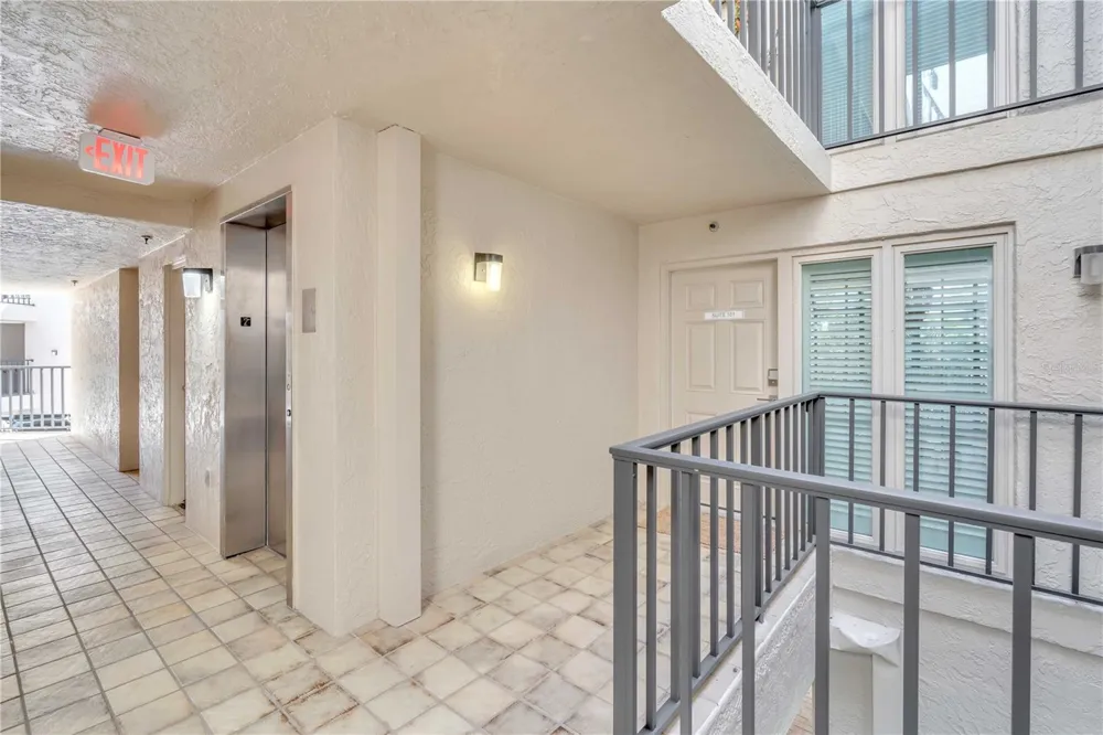 5611 GULF OF MEXICO DRIVE #1 Longboat Key, FL 34228
